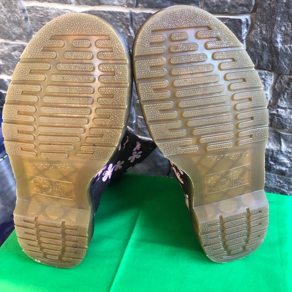 🌸 Dr. Marten PAGE Meadow size 8 US 🌸 nice condition! - Picture 4 of 8